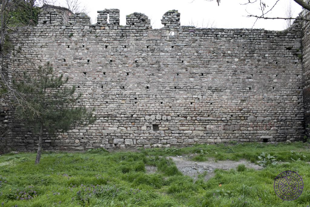 Kazasker İvaz Efendi Camii - Istanbul City Walls
