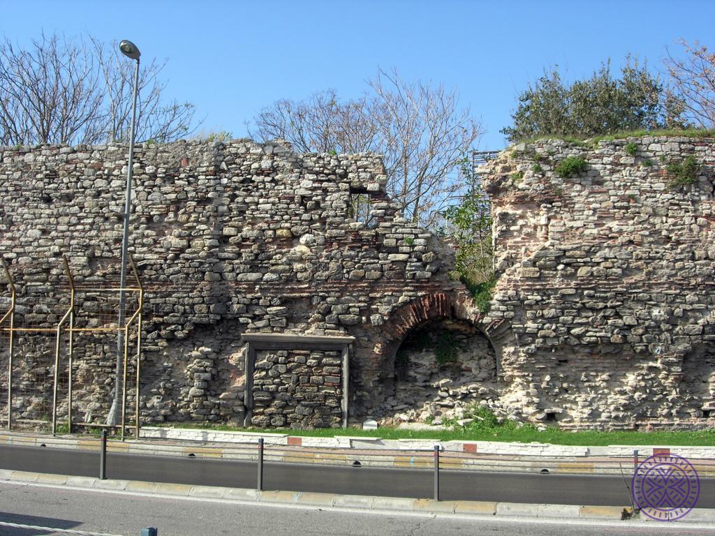 Gate of the Mangana Palace Port (gate) - Istanbul City Walls